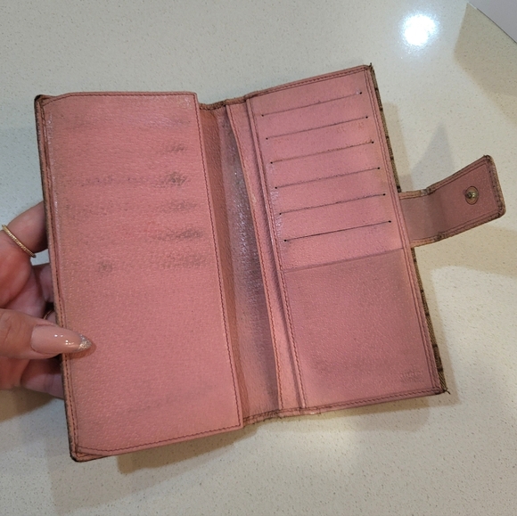 Gucci Brown Monogram Double-sided Wallet - Picture 10 of 12